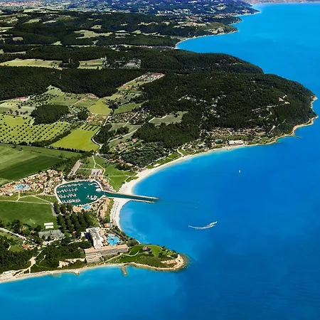 Sani Eclectic Family Villa, Private Garden *