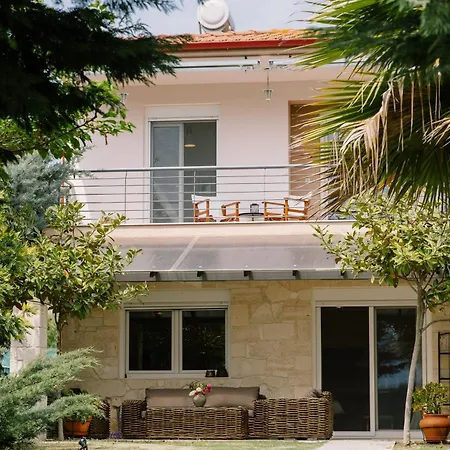 Sani Eclectic Family Villa, Private Garden Sani (Chalkidiki)