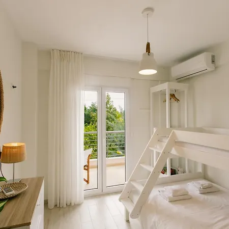 펜션 Sani Eclectic Family Villa, Private Garden *