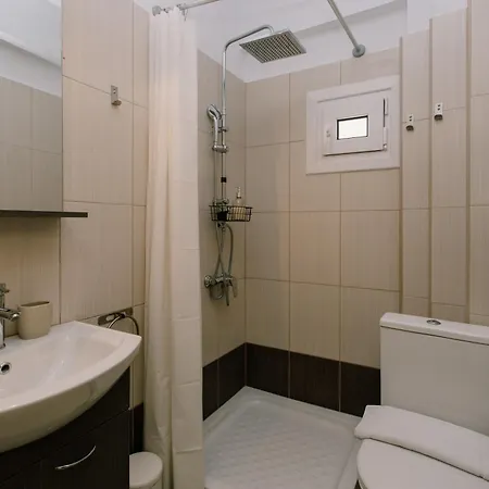 Sani Eclectic Family Villa, Private Garden 펜션 *