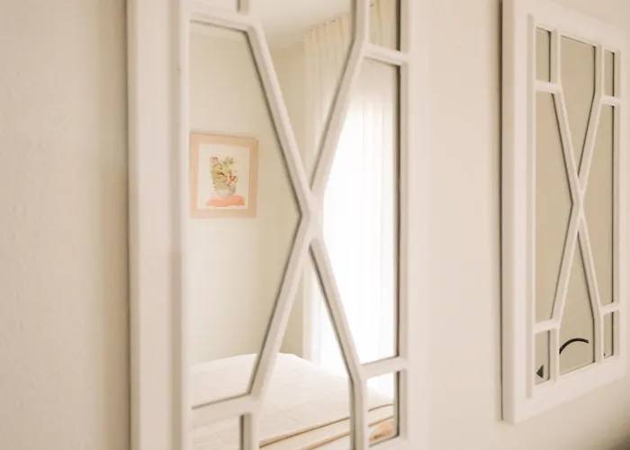 Sani Eclectic Family Villa, Private Garden * 撒尼海滩