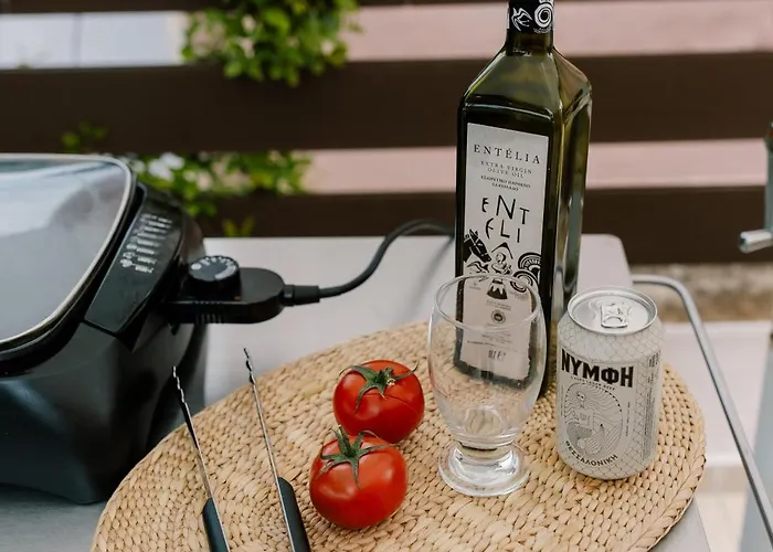 Sani Eclectic Family Villa, Private Garden 度假居 *